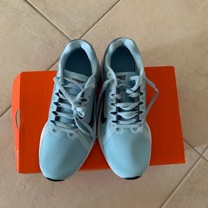 Nike WMNS Downshifter 8